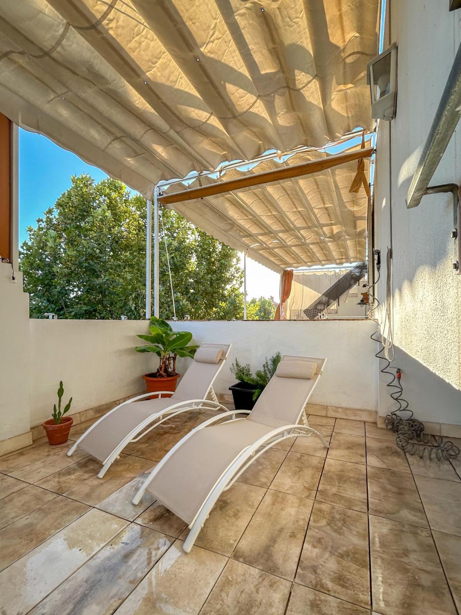 Charming 2 Bedroom Boutique Triplex Apartment With Private Terrace At Seville City Center By Ocityzen מראה חיצוני תמונה